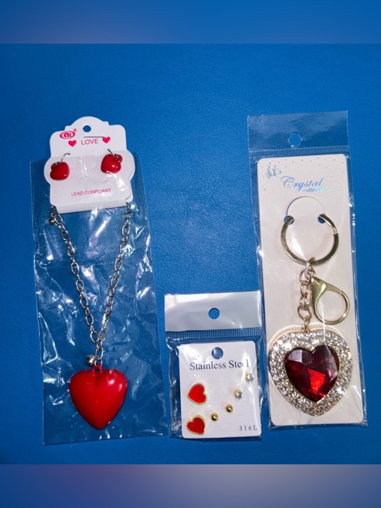 Heart Bundle Bracelet Drop EarringsEarring 3pkShimmering Bag Charm Nwt 35$